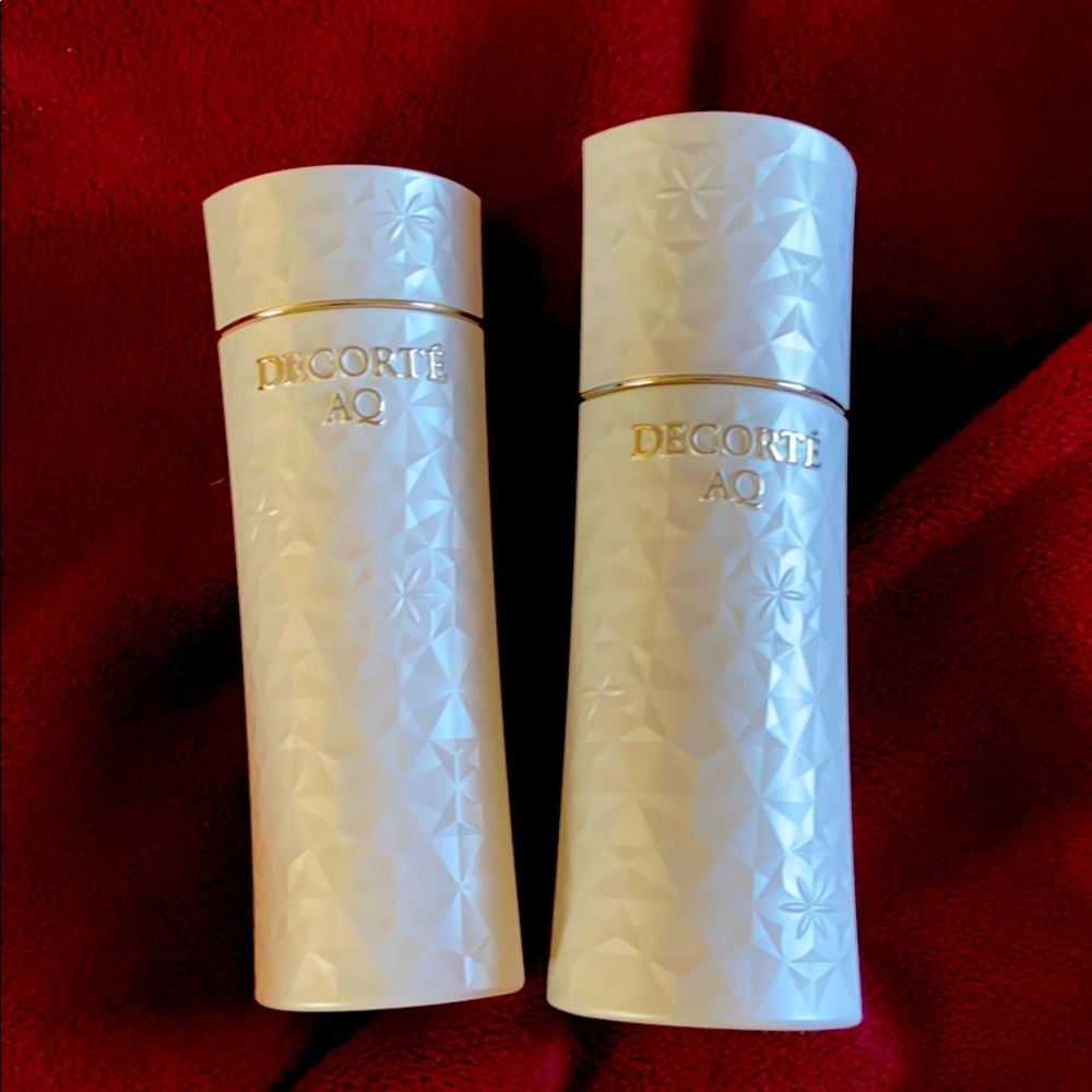 Decorte AQ lotion & Emulsion ER set